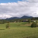 Domaine De Loli בית נופש סן-ז'ירון