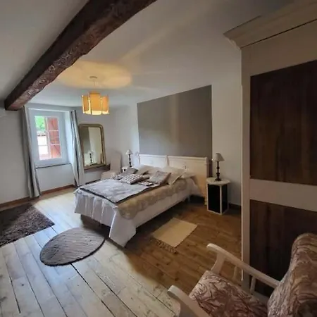 Ferienhaus Domaine De Loli