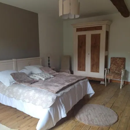 Ferienhaus Domaine De Loli