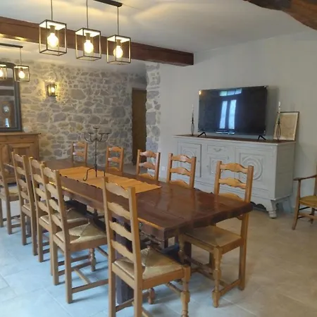 Domaine De Loli Ferienhaus *