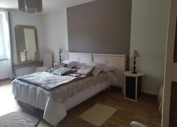 Domaine De Loli Nyaraló