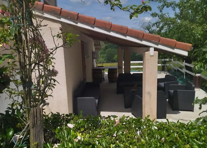 Дом отдыха Domaine De Loli *